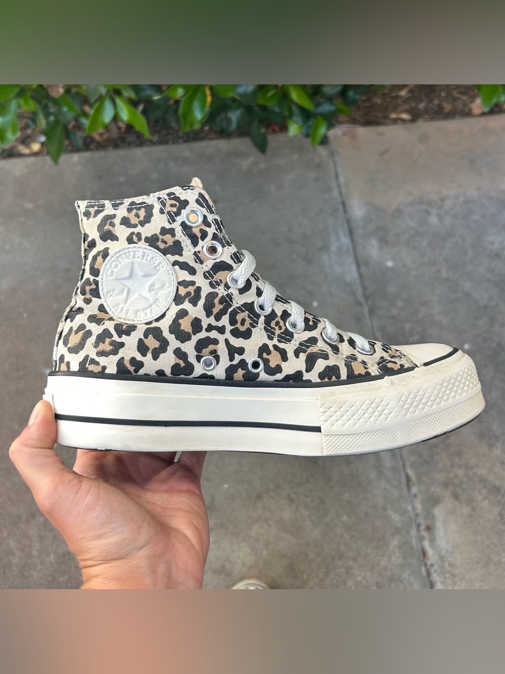 Converse platform lift high top